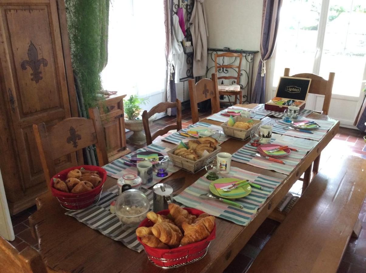L'Orme Des Voyageurs Bed & Breakfast Boutigny Dış mekan fotoğraf